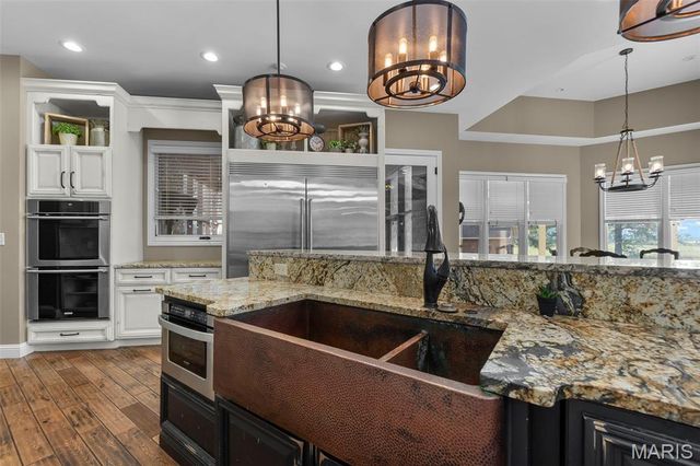 1355 Ridgeway Circle, Benton, MO 63736