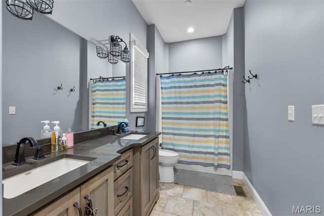 1355 Ridgeway Circle, Benton, MO 63736