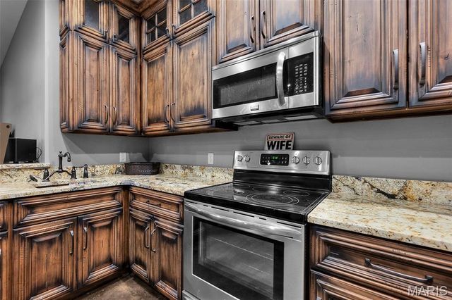 1355 Ridgeway Circle, Benton, MO 63736