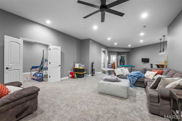 1355 Ridgeway Circle, Benton, MO 63736