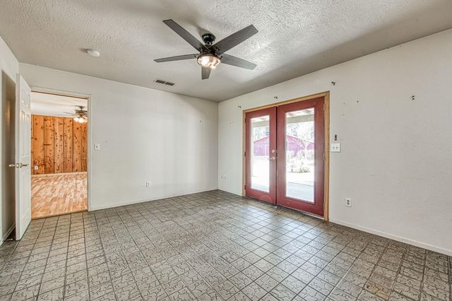 7881 N Thompson Avenue, Clovis, CA 93619