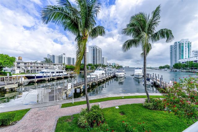 7914 Harbor Island Dr 106, North Bay Village, FL 33141