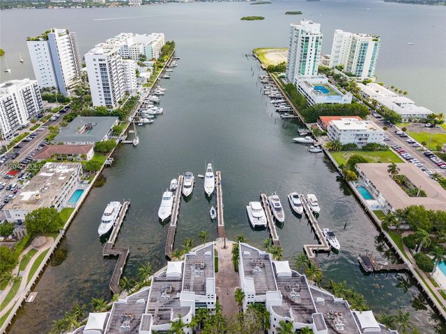 7914 Harbor Island Dr 106, North Bay Village, FL 33141