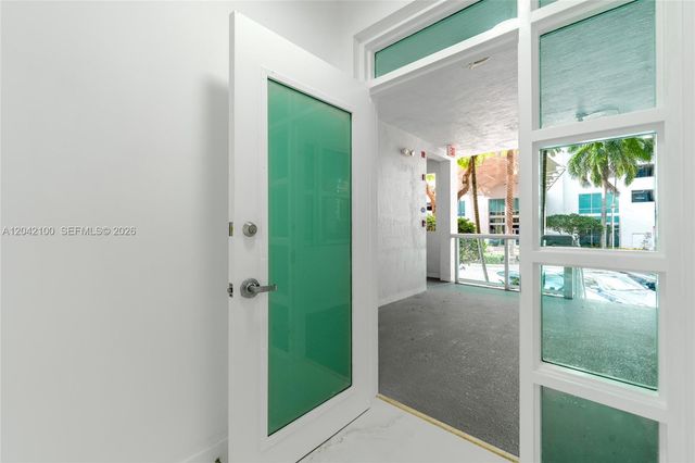 7914 Harbor Island Dr 106, North Bay Village, FL 33141