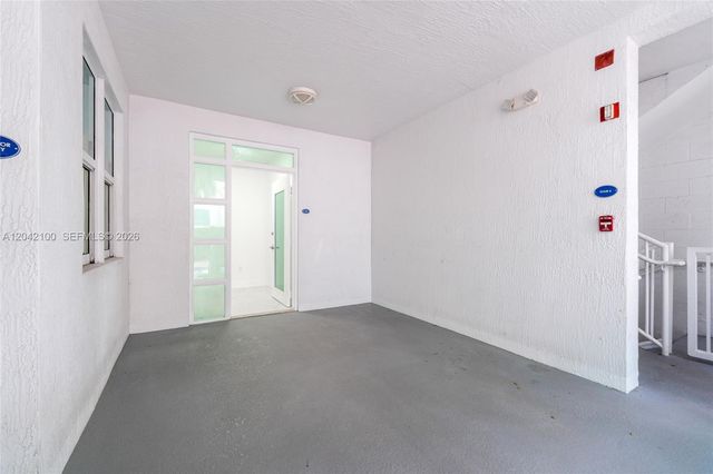 7914 Harbor Island Dr 106, North Bay Village, FL 33141