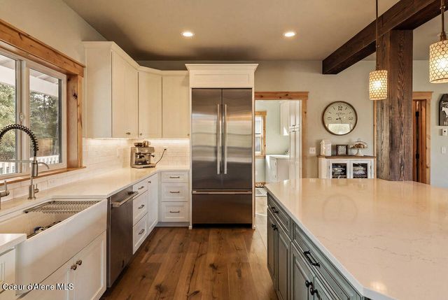 354 Buena Vista Rd, Bonners Ferry, ID 83805