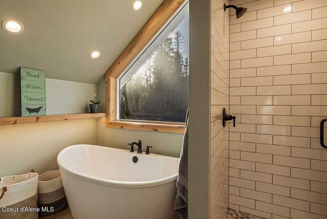 354 Buena Vista Rd, Bonners Ferry, ID 83805