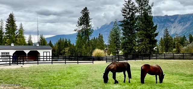 354 Buena Vista Rd, Bonners Ferry, ID 83805