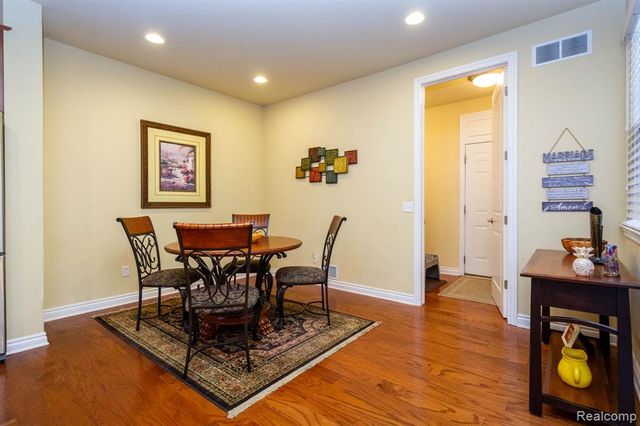 4370 Bennett Park Circle, Troy, MI 48085