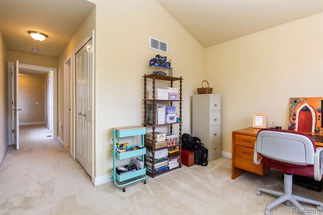 4370 Bennett Park Circle, Troy, MI 48085