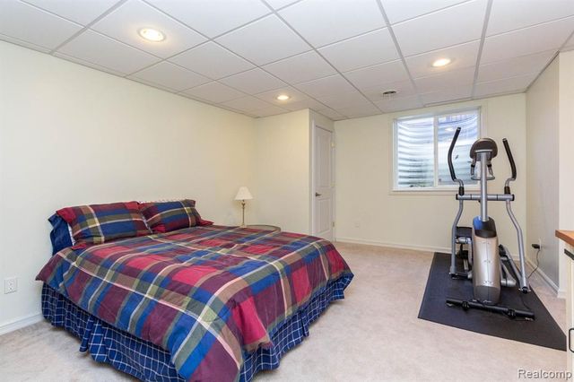 4370 Bennett Park Circle, Troy, MI 48085