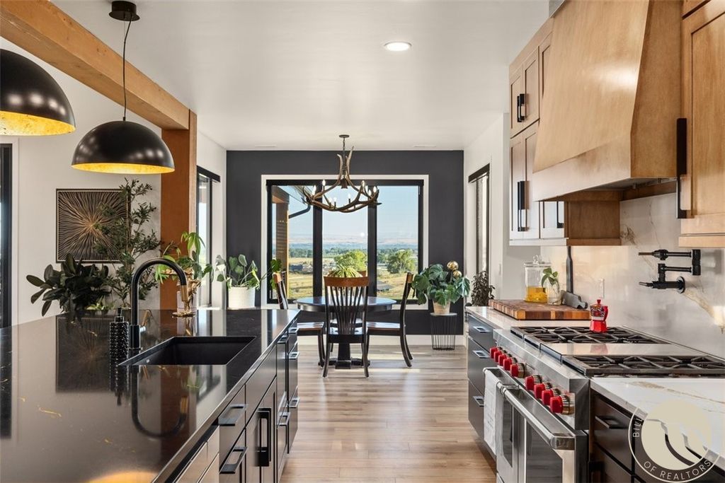 329 S Homewood Park Drive, Billings, MT 59106 photo 5