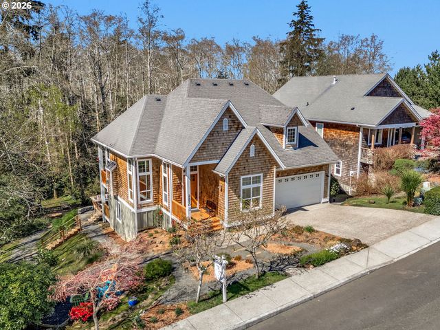 2270 SKYLINE Dr, Seaside, OR 97138
