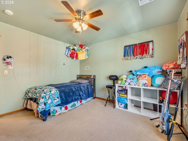 2270 SKYLINE Dr, Seaside, OR 97138