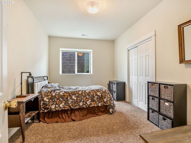 2270 SKYLINE Dr, Seaside, OR 97138