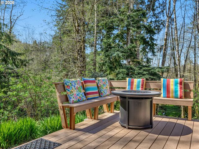 2270 SKYLINE Dr, Seaside, OR 97138