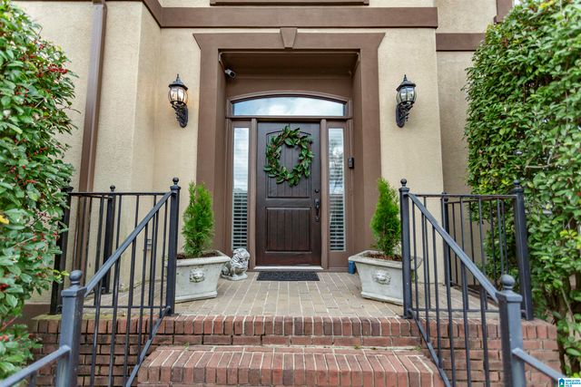 1681 CROSSGATE DRIVE, Vestavia Hills, AL 35216