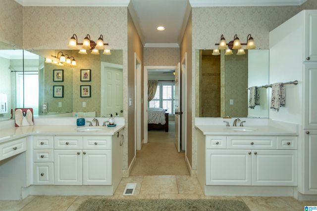 1681 CROSSGATE DRIVE, Vestavia Hills, AL 35216