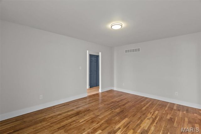 2668 Midland Ridge Drive, St Louis, MO 63114