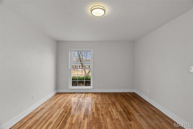 2668 Midland Ridge Drive, St Louis, MO 63114