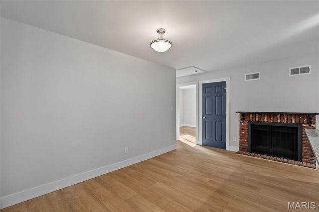 2668 Midland Ridge Drive, St Louis, MO 63114