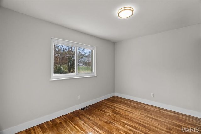 2668 Midland Ridge Drive, St Louis, MO 63114