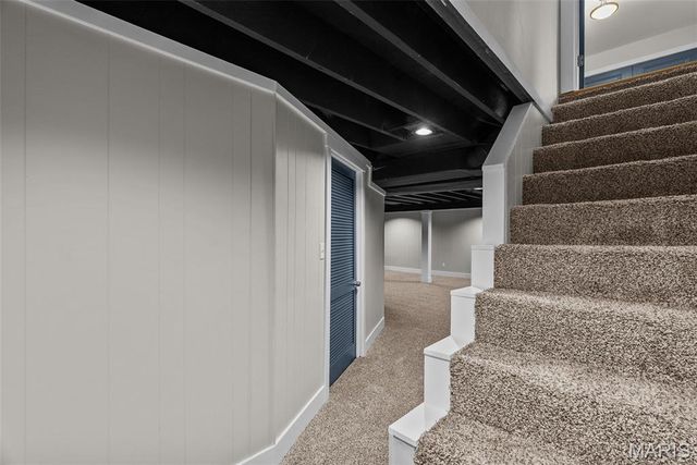 2668 Midland Ridge Drive, St Louis, MO 63114