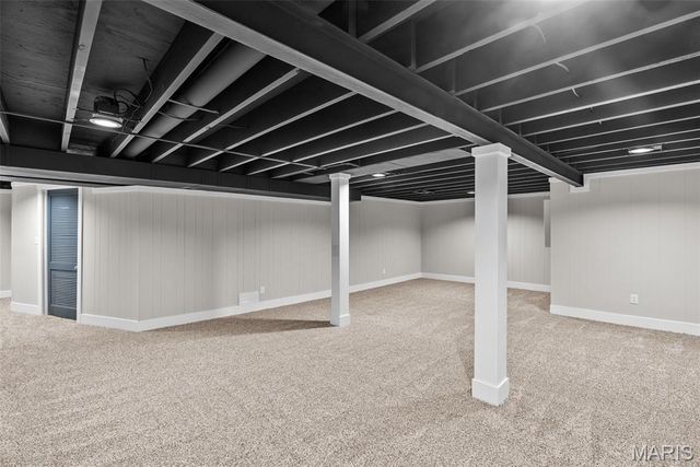 2668 Midland Ridge Drive, St Louis, MO 63114