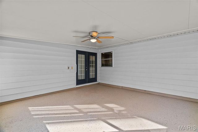 2668 Midland Ridge Drive, St Louis, MO 63114