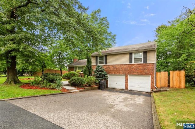 29 Devonshire Terrace, West Orange, NJ 07052