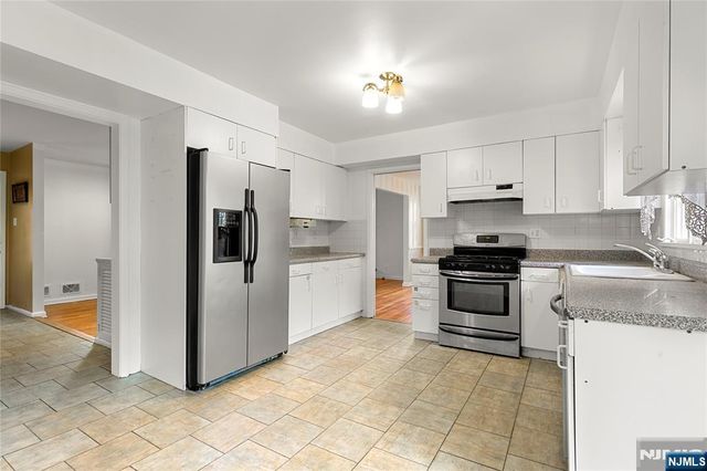 29 Devonshire Terrace, West Orange, NJ 07052