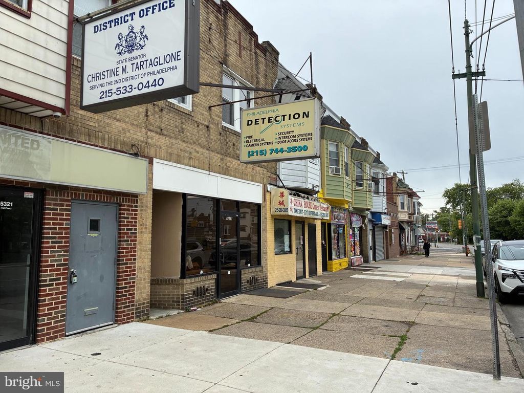 5319 OXFORD AVE, Philadelphia, PA 19124