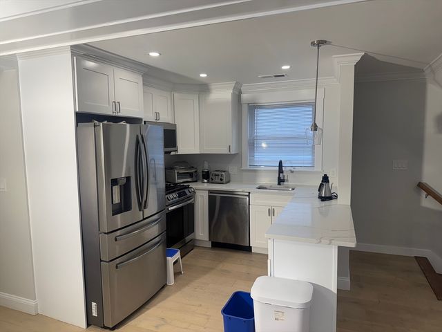 17 Cherry St 2, Medford, MA 02155