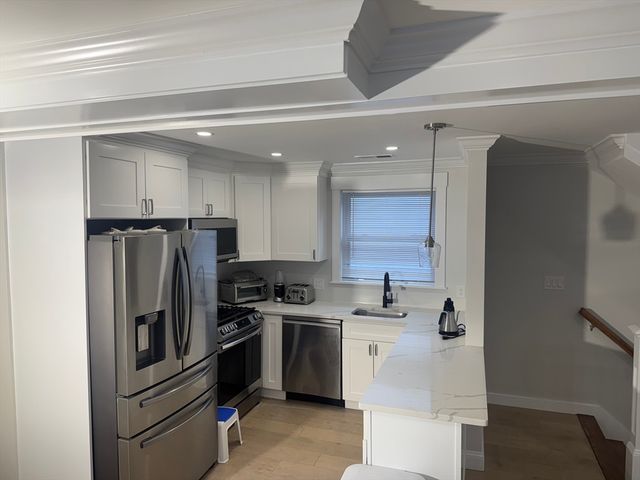 17 Cherry St 2, Medford, MA 02155