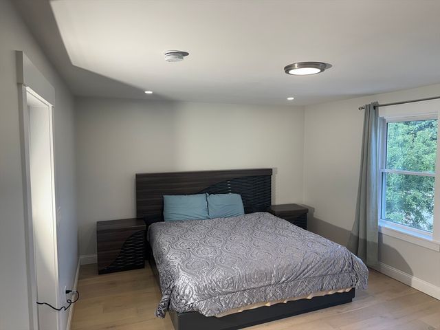 17 Cherry St 2, Medford, MA 02155