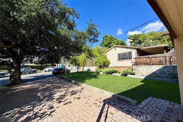 4644 Lowell, La Crescenta, CA 91214