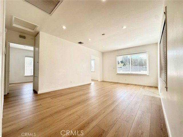 4644 Lowell, La Crescenta, CA 91214