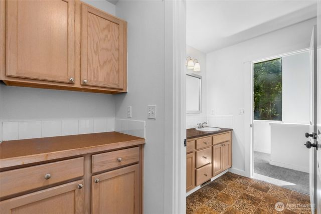 17818 SE Overlake Court, Yelm, WA 98597