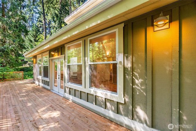 17818 SE Overlake Court, Yelm, WA 98597