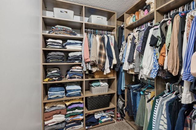 2000 Hampshire Avenue S, Saint Louis Park, MN 55426