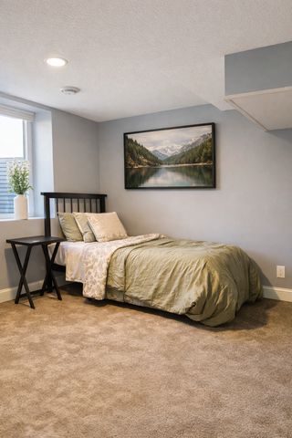 2000 Hampshire Avenue S, Saint Louis Park, MN 55426