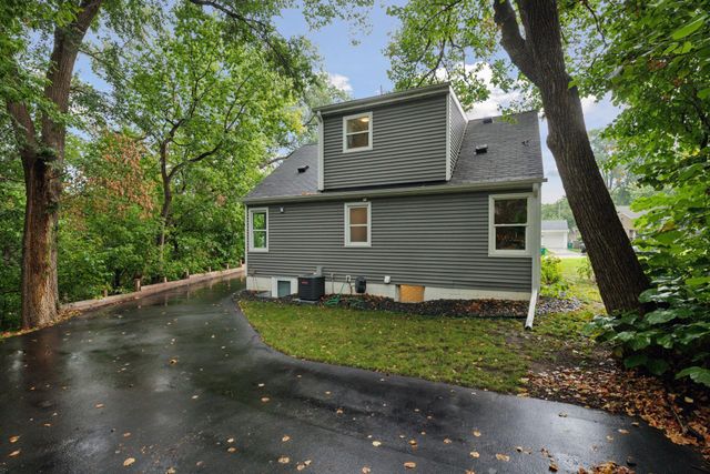 2000 Hampshire Avenue S, Saint Louis Park, MN 55426
