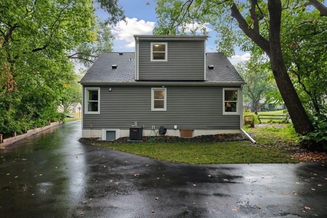 2000 Hampshire Avenue S, Saint Louis Park, MN 55426