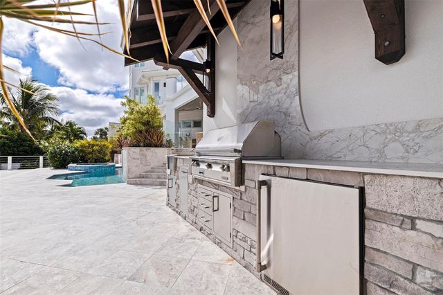 6152 52ND STREET S, St Petersburg, FL 33715