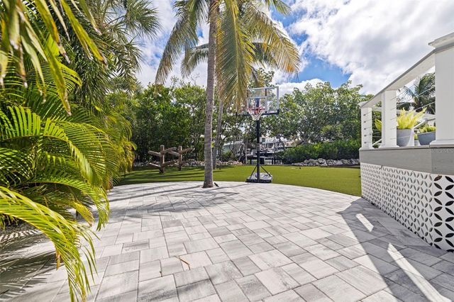 6152 52ND STREET S, St Petersburg, FL 33715