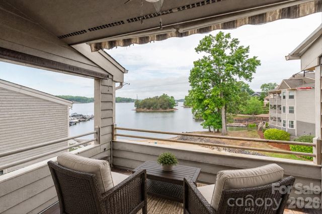 14527 Waterside Drive, Charlotte, NC 28278