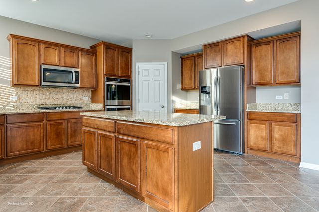 21208 S Meadowview Lane, Shorewood, IL 60404