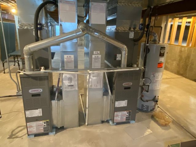 21208 S Meadowview Lane, Shorewood, IL 60404