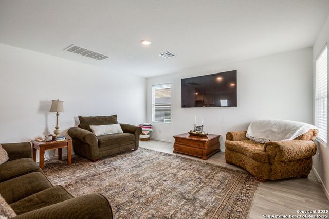5223 HORNBECK HTS, Converse, TX 78109