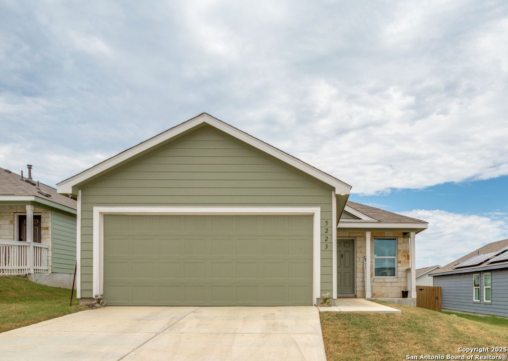 5223 HORNBECK HTS, Converse, TX 78109